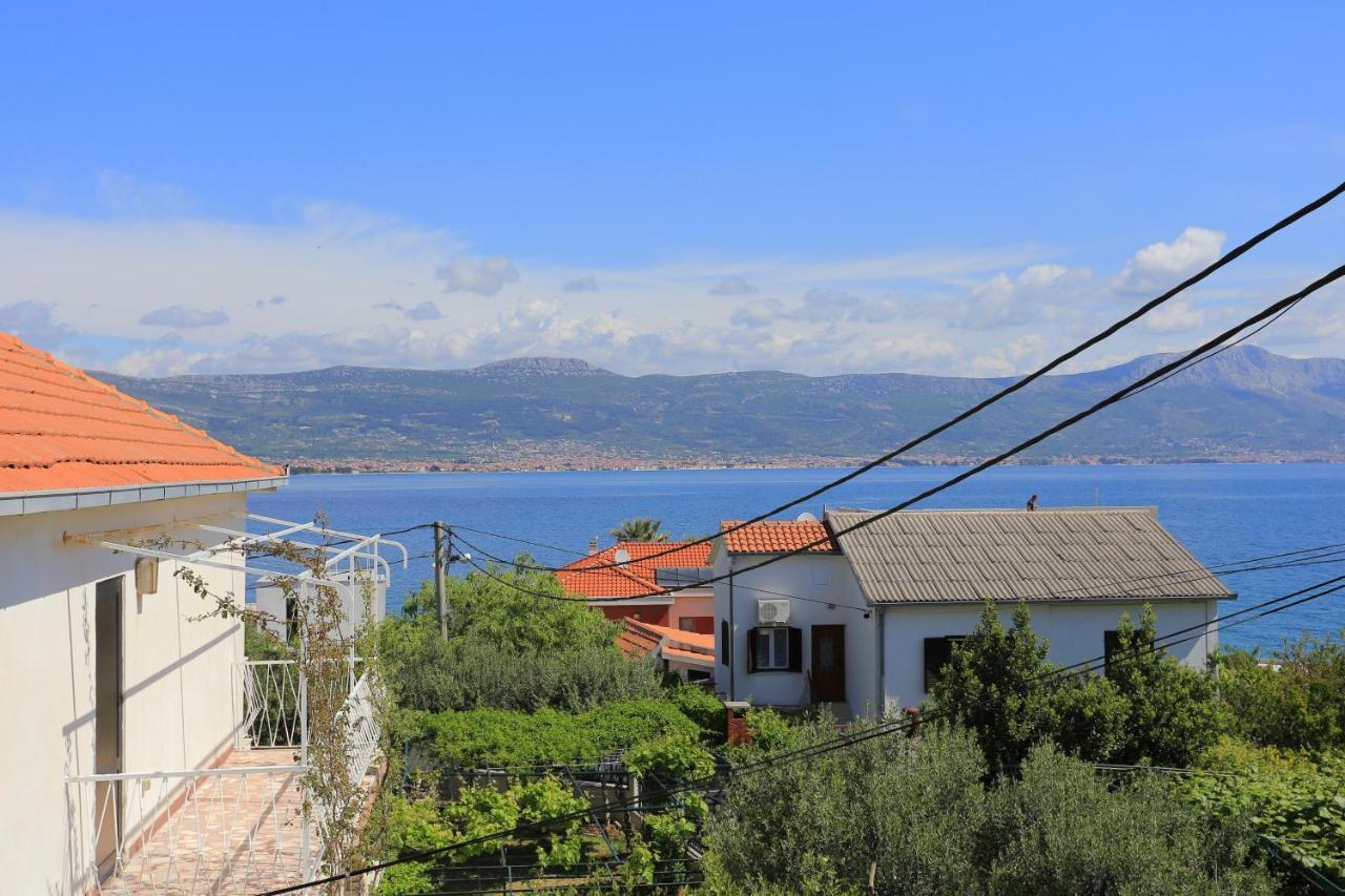 Apartments By The Sea Arbanija, Ciovo - 18797 Trogir Exterior photo